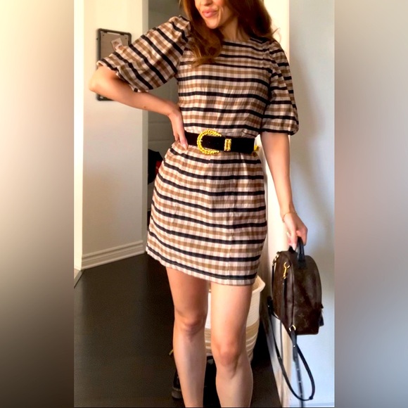 Puff sleeves dress - Picture 6 of 16